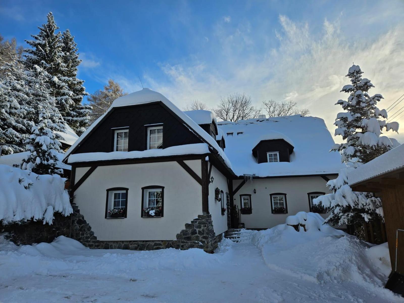 Penzion Ostruznik Ostružná Esterno foto